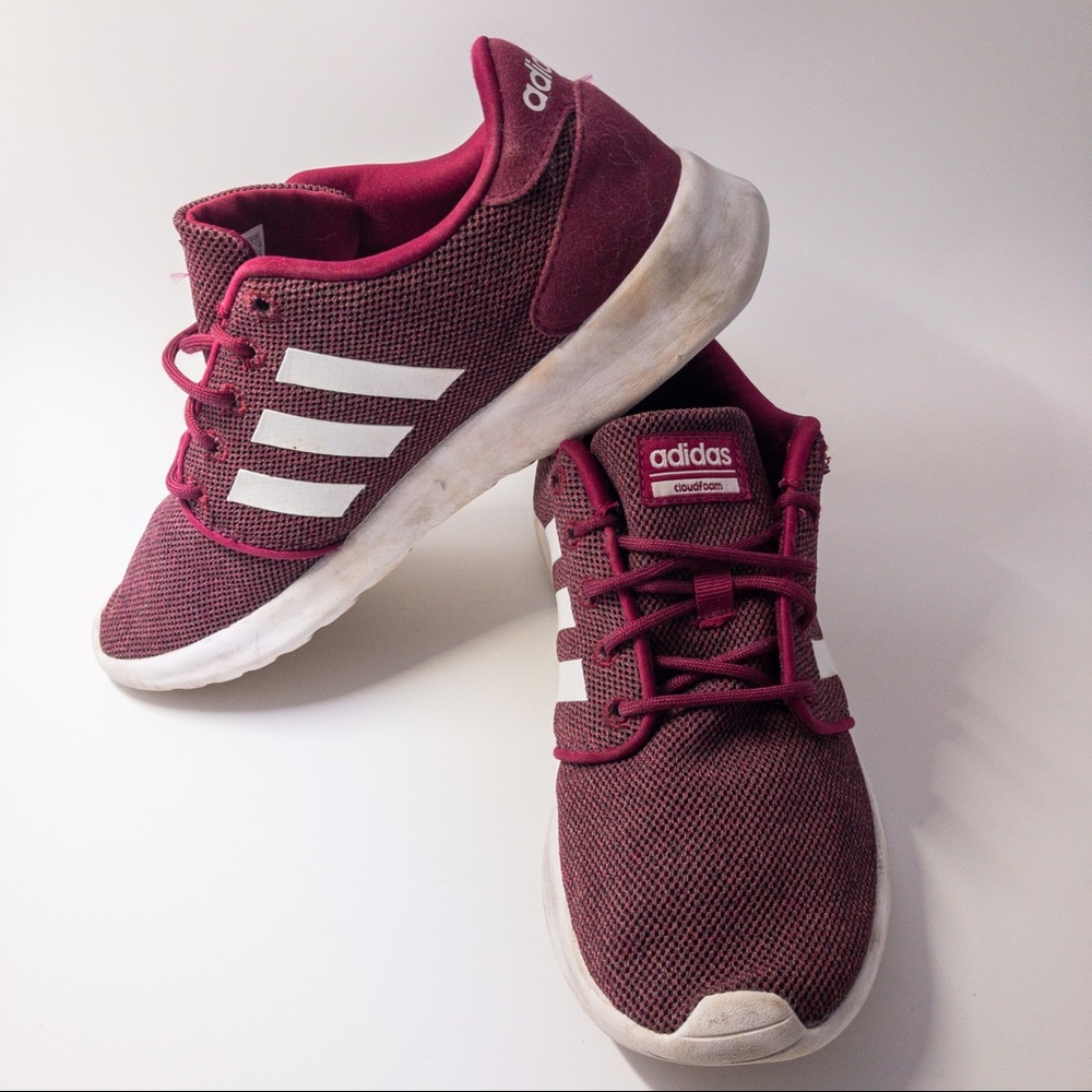 Adidas Cloudfoam breathable tennis shoes